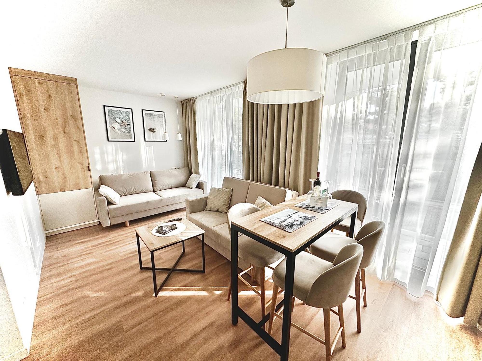 Jantaris B1 - Apartament 20M Od Plazy Mielno  Extérieur photo